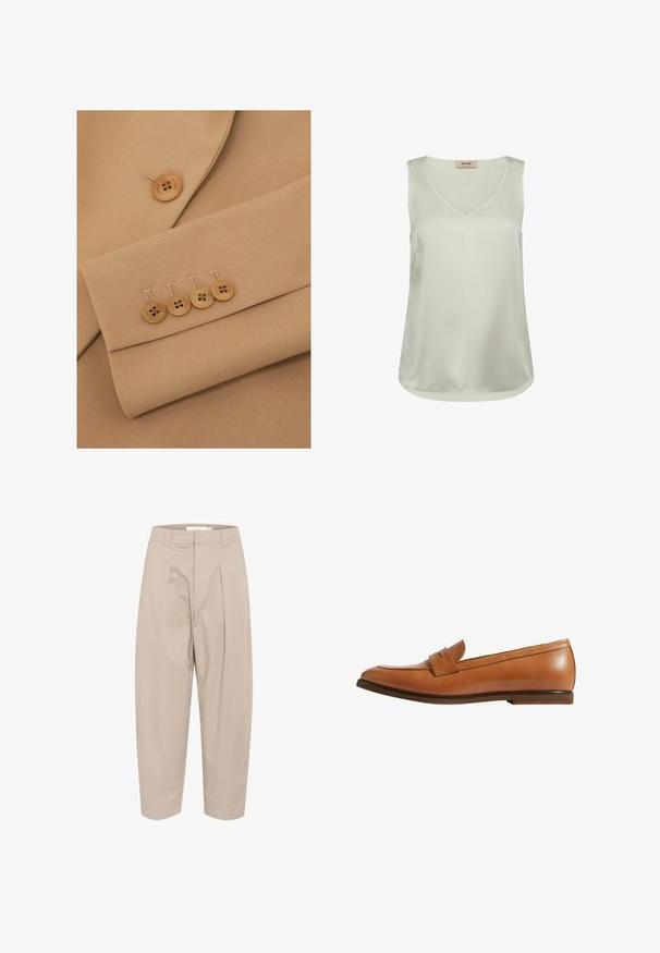 Tela de chaqueta beige claro con una textura suave, con cuatro botones marrones en la manga y un botón adicional en el cuello.; Blusa sin mangas de satén color beige claro con escote en V y dobladillo redondeado, con una pequeña etiqueta en la parte posterior del cuello interior.; Pantalones de mezcla de algodón color beige con un ajuste holgado, que presentan pliegues en la parte delantera, una cinturilla y tobillos recortados. Diseño sencillo, sin patrones ni acentos.; Mocasín de cuero marrón claro con un diseño elegante, que presenta un detalle de correa frontal, punta redondeada y tacón bajo marrón. Textura suave, estilo minimalista.