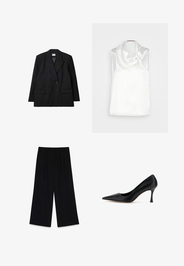 Dubbelzijdige zwarte blazer van gestructureerde stof, met scherpe revers, twee voorzakken en knoopaccenten.; Anna Field Blouse - white; Zwarte wijde broek van gladde stof, met plooien aan de voorkant, een middelhoge taille en geen zichtbare sluitingen of versieringen.; Zwarte leren pump met spitse neus en naaldhak van gemiddelde hoogte, tegen een witte achtergrond.