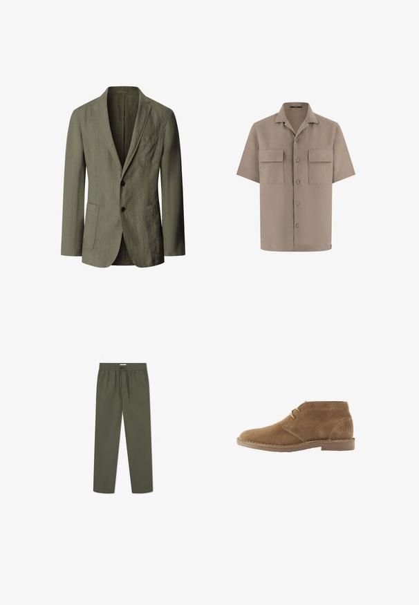 Einreihiges olivgrünes Sakko mit gekerbtem Revers, zwei Knöpfen, Brusttasche und zwei aufgesetzten Fronttaschen, gefertigt aus strukturiertem Stoff.; Beige kurzärmliges Hemd mit Knopfleiste, zwei aufgesetzten Taschen vorne und einem Kentkragen, auf weißem Hintergrund dargestellt.; Olivgrüne Hose mit elastischem Bund, Kordelzug und seitlichen Taschen. Der Stoff hat eine glatte, leichte Textur.; Brauner Wildleder knöchelhoher Freizeitschuh mit zwei Ösen für Schnürsenkel und genähter Sohle vor weißem Hintergrund, Seitenansicht.