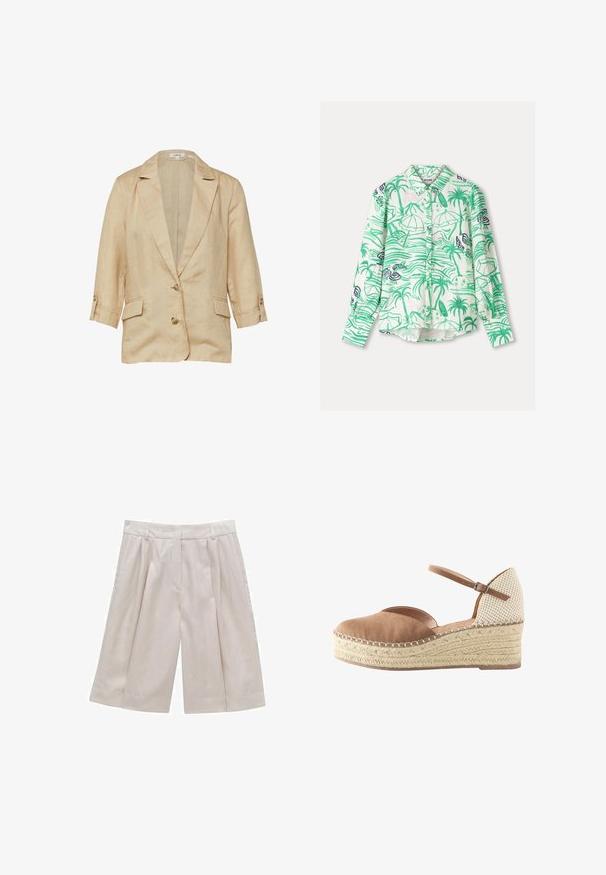 Beige linnen blazer met reverskraag, twee knopen aan de voorkant, 3/4 mouwen met knoopbandjes en twee klepzakken.; Witte blouse met knopen en groen-blauwe tropische print met palmbomen, strandparasols, golven en zeepaardjes.; Beige geplooide culottes van lichtgewicht stof, met een hoge taille en wijde benen, een zachte textuur en zonder zichtbare patronen.; Wedge espadrille schoen met bruine suède voorkant, beige geweven hak, gevlochten jute plateau en verstelbare enkelband met gesp.