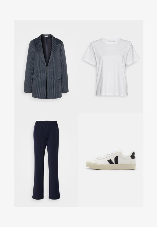 87Origins STRIPED JACKET - Krátky kabát - navy; Biela bavlnená tričko s krátkym rukávom, okrúhlym výstrihom a voľným strihom. Hladká textúra, bez vzorov alebo grafik, základný dizajn.; Tmavomodré nohavice rovného strihu z elastickej látky s elastickým pásom a dvoma prednými vreckami. Hladká textúra, bez viditeľných vzorov.; Biele kožené tenisky s čiernym gumovým logom V. Textúrovaná svetlo krémová podrážka, biele šnúrky a detail na zadnej päte s názvom značky v čiernej farbe.