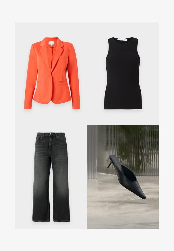 Korallenfarbenes Blazer aus glattem Stoff mit tailliertem Design, Ein-Knopf-Verschluss, Reverskragen und zwei vorderen Taschen.; Schwarzes geripptes ärmelloses Tanktop mit rundem Ausschnitt. Hergestellt aus einem dehnbaren Stoff, hat es eine figurschmeichelnde Passform und eine glatte Textur.; Schwarze Jeans aus Denim mit lockerer Passform, geradem Beinschnitt, verblasster Textur, Fünf-Taschen-Stil und silbernem Knopfverschluss an der Taille.; Schwarzer spitzer Mule-Schuh mit dünnem hohen Absatz, der über einem glatten Betonboden schwebt, mit einem unscharfen vertikal gestreiften Hintergrund.