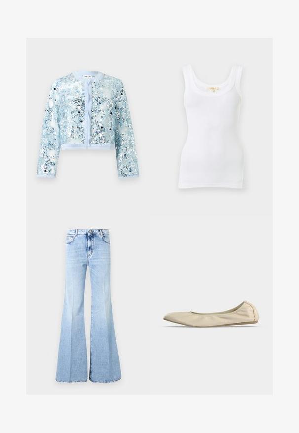 Veste longue transparente bleu clair à manches longues, col rond, ouverte devant et recouverte de sequins argentés et bleus brillants.; Débardeur blanc côtelé sans manches avec encolure dégagée, présenté à plat sur un fond clair.; Jean flare taille haute bleu clair avec boutons, fermeture éclair et poches à l'avant, présenté sur un fond blanc uni.; Ballerine beige en cuir souple avec bout arrondi, profil latéral bas et semelle fine en caoutchouc sur fond blanc uni.