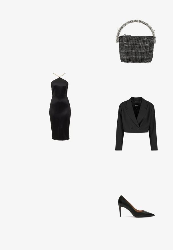 Sort cropped blazer lavet af glat stof. Har en dobbeltradet front med to sorte knapper og skarpe revers. Lange ærmer inkluderet.; Sort satin bodycon-kjole med halterneck-design. Har en figursyet silhuet og en diskret glans. Tynde gyldne stropper fremhæver udskæringen.; Sort læder højhælede pumps med spids tå, slankt design og glat overflade. Hælen er tynd og forlænget.; Sort netstof clutch-tas med sølv lynlås og et håndtag prydet med store klare runde krystaller.