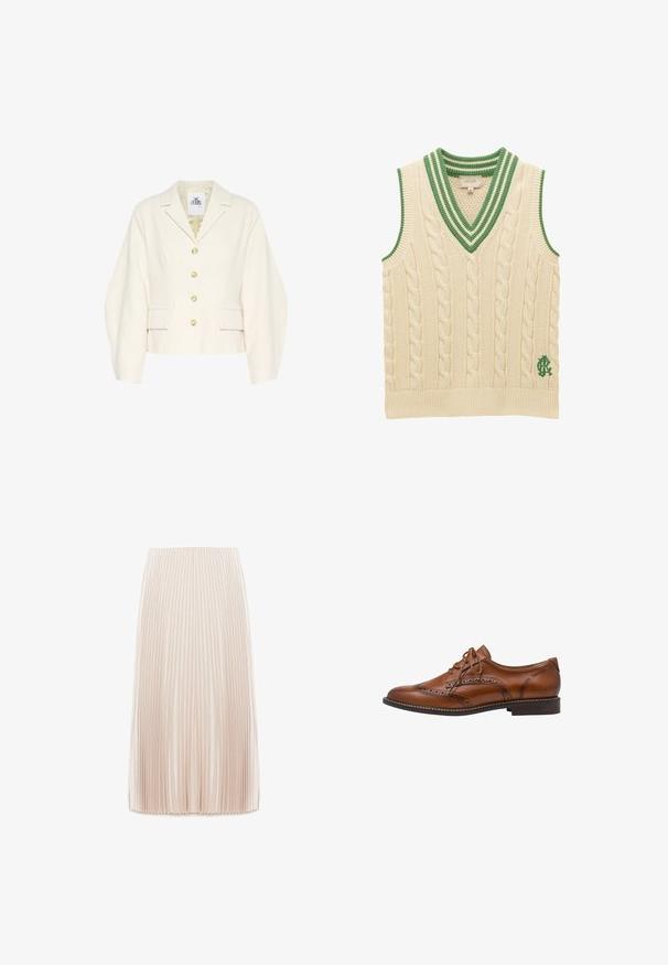 Cremefarvet cropped jakke med en struktureret krave, lange ærmer og store knapper. Har for lommer og et tekstureret stof.; Kremfarvet kabelstrikket ærmeløs sweatervest med grønstribet V-hals og broderet grønt logo nær kanten.; Plisseret midi nederdel i en lys beige farve, fremstillet af et glat stof, med smalle lodrette plisser og en elastisk talje.; Brun læder brogue oxford sko med vingetip detaljer, perforeringer, snørebånd og lav stablet hæl på hvid baggrund.