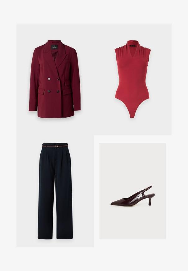 Bordeaux dubbelzijdige blazer met geknipte revers, twee voorkruiszakken en zwarte knopen. Glad materiaal met een getailleerde pasvorm.; Rode mouwloze bodysuit met een V-hals en geplooide schouderdetails, ontworpen voor een aansluitende pasvorm.; Zwarte hoogtailored, wijde broek met plooien en een dunne, bruine gevlochten riem, weergegeven op een witte achtergrond.; Donkerbordeaux lakleren slingback pump met spitse neus, lage hak en verstelbaar enkelbandje, weergegeven op een effen witte achtergrond.