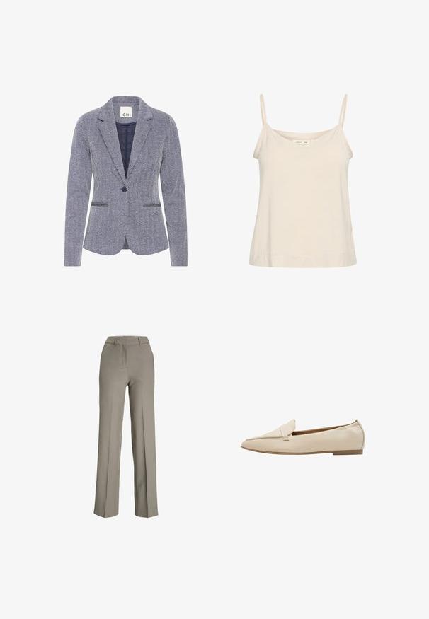 Blazer med fiskebensmønster i marineblå og hvid. Har slagkrave, to frontlommer og en enkelt knaplukning for et skræddersyet look.; Lys beige cami lavet af blødt stof, med tynde justerbare stropper og en V-udskæring med en let afslappet pasform.; Lys grå, brede bukser lavet af et glat stof med en skræddersyet talje, frontfolder og sidelommer.; Beige læder loafers med en spids snude og minimalistisk design. Har en lille forreste rem og en flad hæl. Glat tekstur overalt.