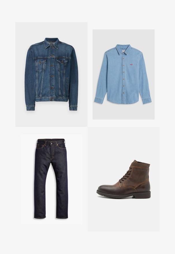 Donkerblauwe denimjack, met een knoopsluiting aan de voorkant, twee borstzakken en gestikte details langs de naden en mouwen. Standaard kraagstijl.; Lichtblauwe denim shirt met lange mouwen, knoopsluiting aan de voorkant en een puntige kraag. Bevat bruine knopen en een kleine rode logopatch.; Donkerblauwe recht gesneden denim jeans met vijf zakken en oranje contrasterende stiknaden, plat gelegd op een witte achtergrond.; Jack & Jones JFWDELANEY BOOT - Veterboots - cognac
