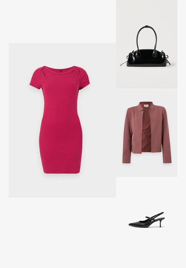 Blazer sur mesure rose avec devant ouvert, col cranté, manches longues et texture subtile sur le tissu.; Robe ajustée à manches courtes, longueur genoux, de couleur rose vif unie, avec un col rond et de légers fronces aux épaules.; Talons aiguilles noires en cuir avec un bout pointu, une fine bride réglable, et un talon aiguille d'environ 5 cm, texture lisse.; Petit sac à main noir brillant avec deux longues anses et des détails à cordon sur les côtés sur un fond clair uni.