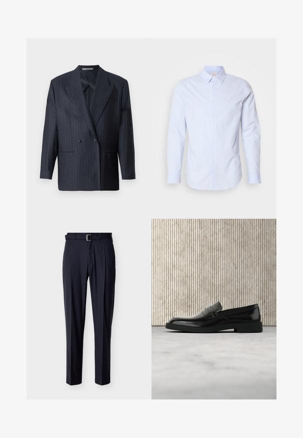 Blazer de rayas navy de doble botonadura con solapas anchas, hecho de una tela texturizada. Presenta bolsillos parche y dos botones.; Camisa azul claro de botones con finas rayas verticales, mangas largas y cuello clásico. Cuenta con un pequeño logo en el pecho.; Pantalones a rayas azul marino entallados con un cinturón a juego y una hebilla rectangular plateada, exhibidos planos sobre un fondo claro.; Zapato loafer de cuero negro pulido flotando sobre una alfombra beige con muebles translúcidos naranjas de fondo.