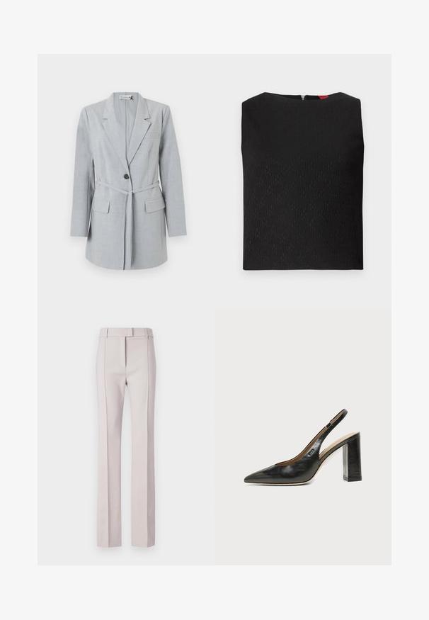 Lichtgrijze blazer van gestructureerde stof, met een enkele knoop, reverskraag en twee voorzakken. Inclusief een bijpassende riem.; Zwarte mouwloze top met een gestructureerd patroon, vierkante halslijn en een rits aan de achterkant. Bevat subtiele logo-accenten in de stof geweven.; Lichtroze op maat gemaakte broeken met een rechte snit, voorzien van een knoopsluiting, twee voorzakken en gepreste plooien voor structuur.; Zwarte leren slingback schoen met spits toelopend neusje, hoge blokhak en beige binnenvoering tegen een effen lichte achtergrond.