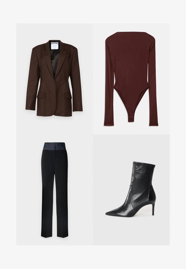 Bruine blazer met een patroon, gemaakt van textuurstof, met een enkele knoopsluiting, puntige revers en twee voorzakken. Zwarte voering zichtbaar.; Donkerbruin langemouwen bodysuit met hoge halslijn en getailleerde pasvorm, plat op een witte achtergrond gelegd.; Zwarte broek met een denim tailleband, met een getailleerde pasvorm, rechte pijpen en zichtbare stiksels op de tailleband.; Zwarte enkelboots van soepel leer, met een spitse neus, een aangesloten schacht en een slanke hoge hak. Minimalistisch ontwerp zonder zichtbare hardware.
