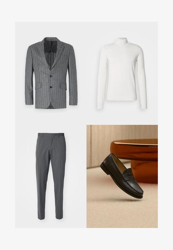 Blazer gris à rayures avec un seul bouton noir, deux poches avant et une doublure intérieure noire, présentant un col à cran et une coupe ajustée.; Pull à col roulé blanc en maille côtelée. Il présente des manches longues, une coupe ajustée et une texture lisse.; Pantalon gris en tissu lisse, avec une fermeture à bouton, des poches avant et une coupe slim.; Chaussure mocassin en cuir noir suspendue au-dessus d’un tapis beige avec du mobilier moderne couleur ambre en arrière-plan.