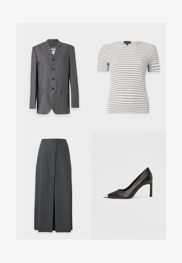 Grå nålestribet blazer med spids revers, fem-knaps lukning, to frontlommer og et mærke synligt indeni. Stoffet ser struktureret ud.; Kortærmet grå og hvid vandretstribet skjorte med rund halsudskæring og tekstureret stof på ensfarvet baggrund.; Lang mørkegrå nederdel med frontcenterlagt plisse, lige snit og tætsiddende livbånd, vist mod en hvid baggrund.; Sort læder højhælet sko med spids tå og metal-sølv hætte. Har en glat finish og en slank hæl på 10 cm.