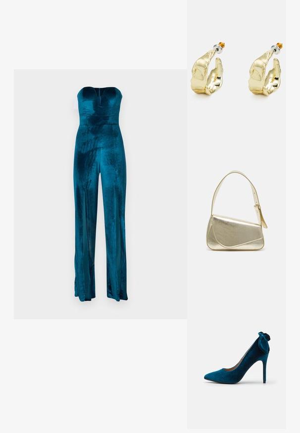 Smaragdgrøn fløjl jumpsuit med et stropløst design, lige ben og en subtil V-udskæring. Har en rygzipper og en let glans.; Anna Field Pumps - dark blue; Guldmetallisk håndtaske med et struktureret design, glat tekstur og justerbar rem. Har en unik trekantet form og minimalistisk syning.; Guldtonede øreringe formet som abstrakte hænder, med en skinnende overflade, intrikate detaljer og en sølv- og guldfarvet post til sikker fastgørelse.