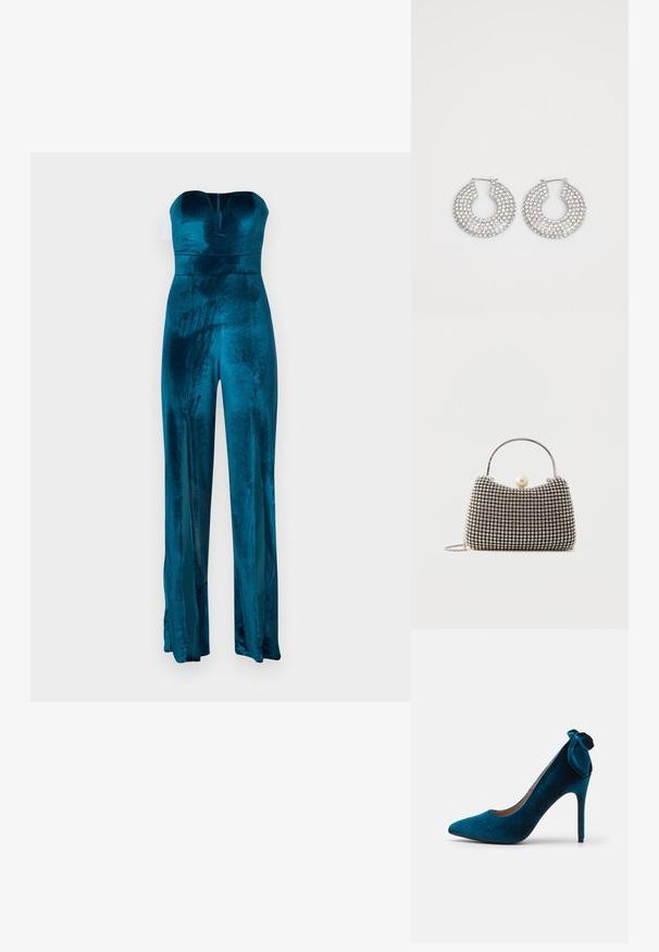 Smaragdgrøn fløjl jumpsuit med et stropløst design, lige ben og en subtil V-udskæring. Har en rygzipper og en let glans.; Anna Field by Zalando Pumps - dark blue; Lille håndtaske med sølv gittermønster, buet håndtag, stor perle lukning og en tynd sølvkæde strop på en ensfarvet baggrund.; Sølvøreringe med flere klare krystaludsmykninger, med en struktureret overflade og et åbent rundt design.