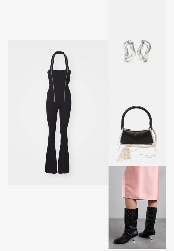 Sort jumpsuit med kvadratisk udskæring, justerbare stropper og to frontlynlåse; tætsiddende silhuet med flagrende ben og glat tekstur.; Sorte knæhøje støvler lavet af glat materiale, med et subtilt nittermønster og sølvfarvet hæl. Sat sammen med en lyserød satin kjole.; Sort lædertaske med et afrundet håndtag, sølv lynlås, hvid pelskant og en lang cremet kvast hæftet på forsiden.; Sølv øreringe i hoop-design med snoet mønster. Runde kanter og blank finish. Åbne lukninger for nem brug. Glat tekstur over det hele.