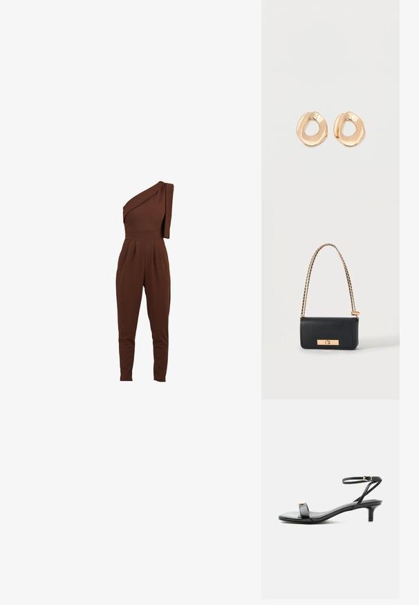 Jumpsuit brun à une épaule avec un détail de tissu drapé, jambes fuselées et devant plissé. Fabriqué à partir d'un matériau doux et extensible.; Sandale noire en cuir à bout ouvert avec petit talon kitten, fine bride de cheville avec boucle dorée et accent décoratif doré sur la bride avant.; Sac à main rectangulaire en cuir noir avec une lanière chaîne dorée et un fermoir rectangulaire doré à l'avant.; Paired boucles d'oreilles en métal doré poli de forme irrégulière avec un centre ouvert sur un fond blanc uni.