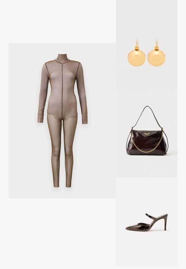 Bruine gaas bodysuit met lange mouwen en een hoge hals. Heeft een naadloos ontwerp met een aansluitende silhouet en minimale stikseldetails.; G glanzende donkerbruine mule met spitsen neus en hoge hak met een smalle band over de wreef op een effen witte achtergrond.; Donkerbruine glanzende leren handtas met een gouden vleugelembleem, gouden kettinkdetail en een dunne leren schouderriem op een effen achtergrond.; Een paar glanzende gouden kerstbal-oorbellen met haaksluitingen op een effen witte achtergrond.