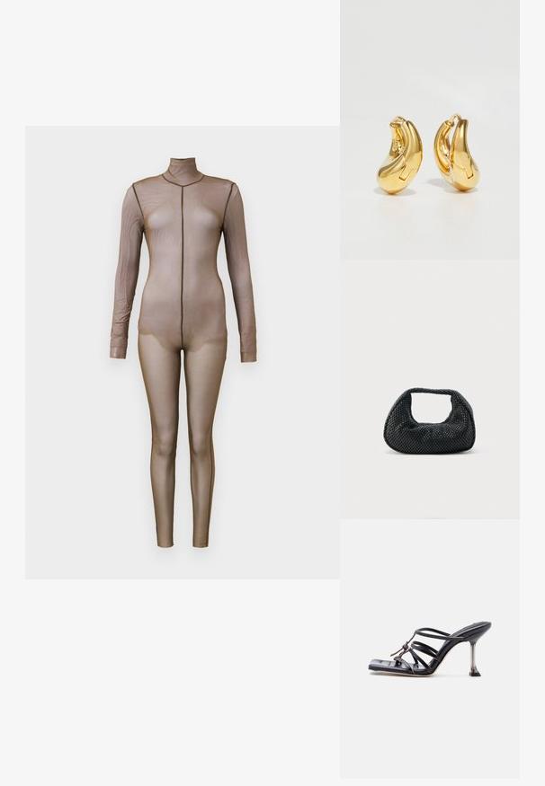 Brauner Mesh-Body mit langen Ärmeln und einem Mockneck. Verfügt über ein nahtloses Design mit einer figurbetonten Silhouette und minimalen Nähten.; Schwarze, Riemchen-Sandalette mit hohem Absatz, quadratischer Zehenform und dünnem Stiletto-Absatz, versehen mit überlappenden Riemen und einer geknoteten Detailgebung am Obermaterial.; Schwarze gewebte Hobo-Tasche mit weicher Struktur und integriertem Griff, dargestellt vor einem schlichten hellen Hintergrund.; Goldene Creolen mit einer glatten, geschwungenen Form und polierter Oberfläche. Mit einem Verschlussmechanismus und leichten Einkerbungen für Details.