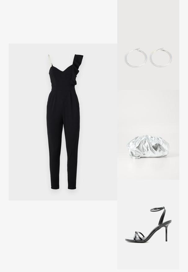 Sort jumpsuit med en flæse på den ene skulderstrop, skræddersyet pasform, smalle ben og struktureret liv. Har en tekstureret stof og en subtil glans.; Sort laklæder høje hæle sandal med tynde remme, der krydser tæerne, og en ankel spænde rem på en hvid baggrund.; Metallisk sølv clutch taske med en blød, samlet krop og en tynd skulderrem. Har en glat, skinnende overflade og rund form.; Par skinnende sølvøreringe med tynde trådlåse, vist på en lys grå baggrund.