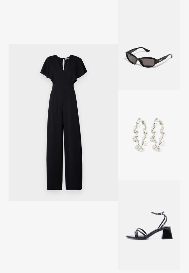 Sort jumpsuit med bred bendesign, korte flæseærmer og v-udskæring. Har en nøglehulslukning bagpå og en tætsiddende talje for et strømlinet look.; Sort sandal med stropper, åben tå, ankelspænde og blokhæl, vist i sidelæns syn på en ensartet lys baggrund.; Sorte solbriller med rektangulært stel, mørke linser, glat plastmateriale og en metalaccent på templet.; Vridede sølvøreringe med en glat, reflekterende overflade og en sikker lås. Designet fremhæver et spiralformet mønster for ekstra detalje.