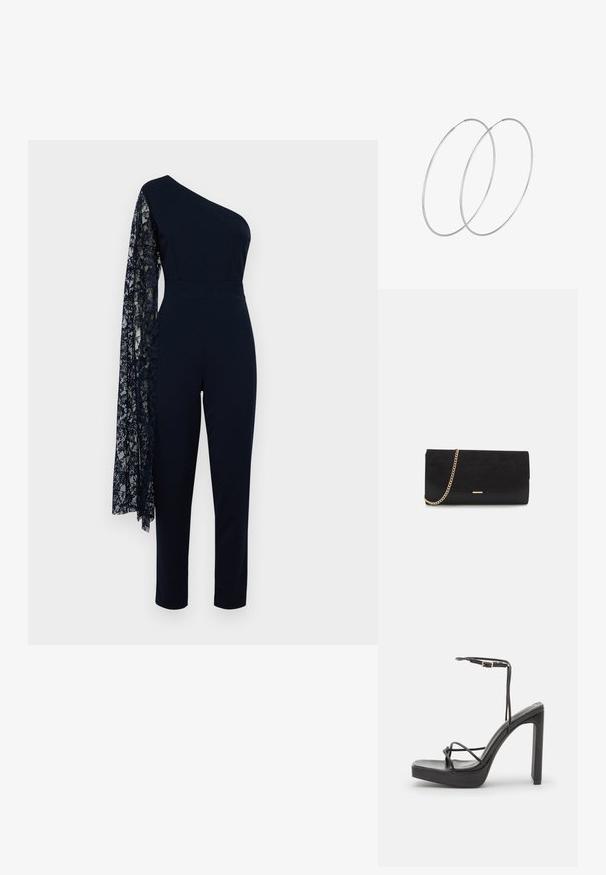 Marineblå jumpsuit med én blondelangærmet, tætsiddende overdel, lige ben-design og glat tekstur hele vejen igennem.; DeeZee Højhælede sandaletter / Højhælede sandaler - black; Sort clutch taske lavet af ruskind med en struktureret overflade, udstyret med en guld kædestrop og et elegant, kantet design.; Sølvøreringe med et minimalistisk design. Cirkulær form, glat tekstur og tynd profil. Letvægtige med en poleret overflade.