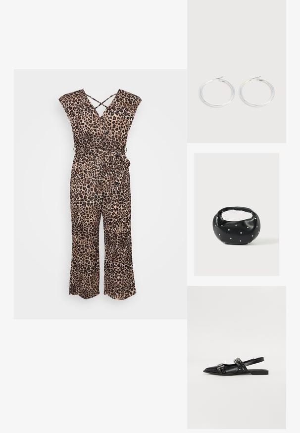 Løveprint jumpsuit i let stof; har en indviklet design, korte ærmer og en tætsiddende talje med en bindebånd, brede flagrende ben.; Even&Odd by Zalando Slingback-ballerinasko - black; Sort læderhåndtaske med en rundet form, dekoreret med sølvnitter, og et kort håndtag. Glat tekstur og lynlåslukning.; Par skinnende sølvøreringe med tynde trådlåse, vist på en lys grå baggrund.