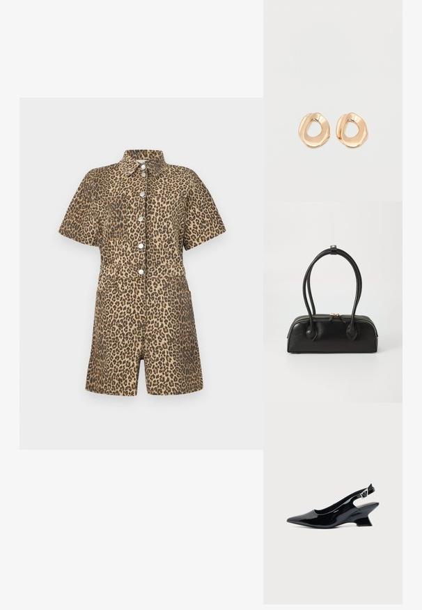 Leopardprint kort jumpsuit med korte ærmer, knaplukning og to forlommer. Fremstillet af et blødt stof med en subtil tekstur.; Sort laklæder slingback sko med spids tå og lav vinklet blokhæl på ensartet lys baggrund.; Sort læder håndtaske med to langstrakte håndtag, lynlåslukning og afrundet form; glat tekstur med en subtil blank finish.; Par af uregelmæssigt formede, polerede øreringe i guldfarvet metal med åben midte på en ens hvid baggrund.