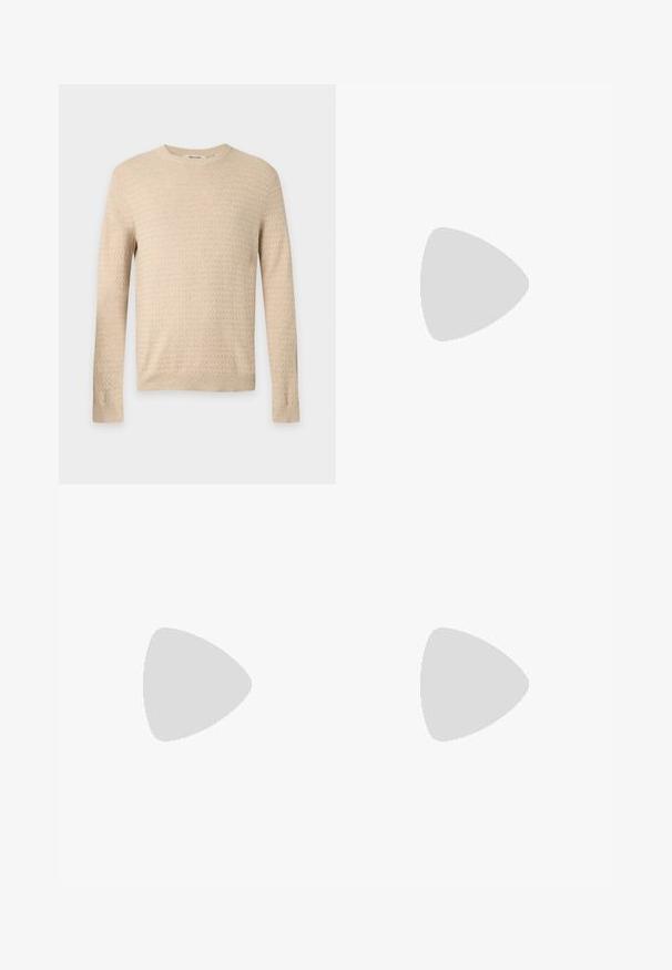 Jersey beige de manga larga con tejido texturizado, cuello redondo y puños y bajo acanalados, mostrado sobre un fondo liso gris claro.; Chaqueta camisa beige de manga larga con botones, cuello y dos bolsillos con solapa en el pecho, mostrada sobre un fondo claro y liso.; Vaqueros de mezclilla azul oscuro con un diseño de pierna recta, que cuentan con un cierre de botón, cinco bolsillos y costuras en contraste. Textura suave.; Pies con zapatillas beige con suelas marrones y pantalones negros de pierna ancha sobre un fondo blanco.
