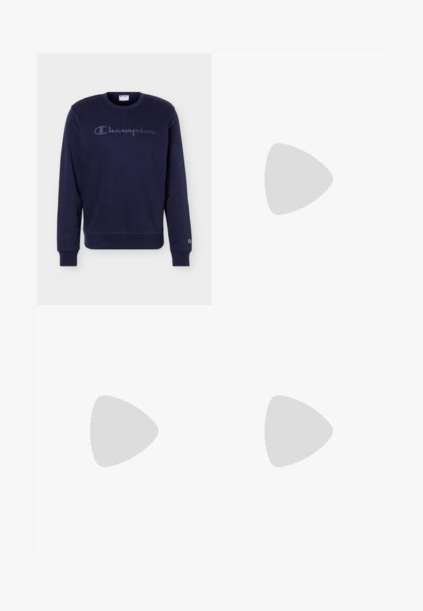 Tmavomodrá mikina s dlhým rukávom s logom "Champion" na hrudi a malým vyšitým logom na ľavom manžete.; Biele tielko Calvin Klein bez rukávov s okrúhlym výstrihom a jemným logom na hrudi.; Námornícke modré plavky vyrobené z ľahkého materiálu, s elastickým pásom a priehradkami na bokoch na úschovu.; Biela pletená nízka teniska s textúrovanou podrážkou, šnurovaním vpredu a logom "JACK & JONES" na bočnej strane päty.