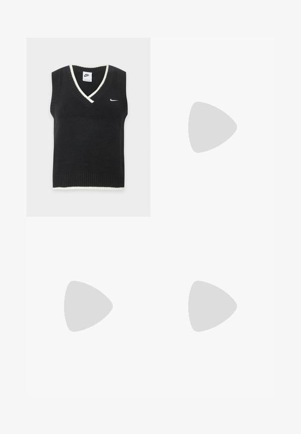 Čierna pletená vesta bez rukávov s bielym lemom na výstrihu do V a na spodnom leme, s malým bielym logom Nike Swoosh na hrudi.; Biele košeľové tričko s náprsným vreckom, dlhé rukávy, vertikálne pruhy, vyrobené z hladkej látky s jemnou textúrou.; Svetlosivé športové šortky s bielymi bočnými panelmi, elastickým pásom a čiernou šnúrkou, zobrazené na jednoduchom pozadí.; Nike tenisky s béžovým a šedým štruktúrovaným zvrškom, čiernymi akcentmi, veľkým logom "90" a bielym šnurovaním. Čierna podrážka.