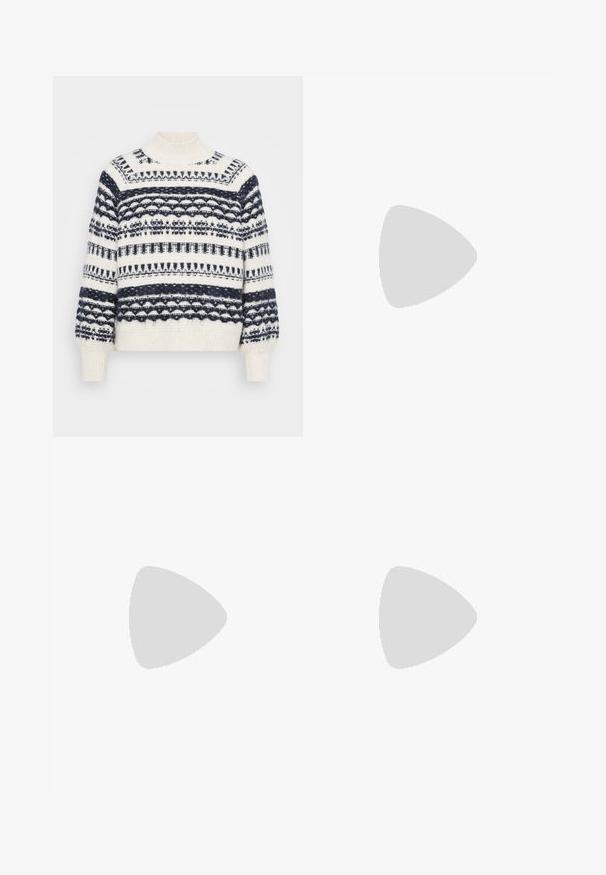 Vero Moda Petite VMHENYA HIGHNECK - Džemper - birch/navy; Tumed sinised laiad püksid paelaga vöös, eesmistest taskutest ja nähtav valge õmblus.; Üksik läikiv tume burgundi Mary Jane jalanõu lai rihma ja hõbedase punniga, madala kand ja ümar ninaga valgel taustal.; Paar poleeritud hõbedast keerdunud ovaalseid rõngakujulisi kõrvarõngaid hinged-kinnitustega, valgel taustal.