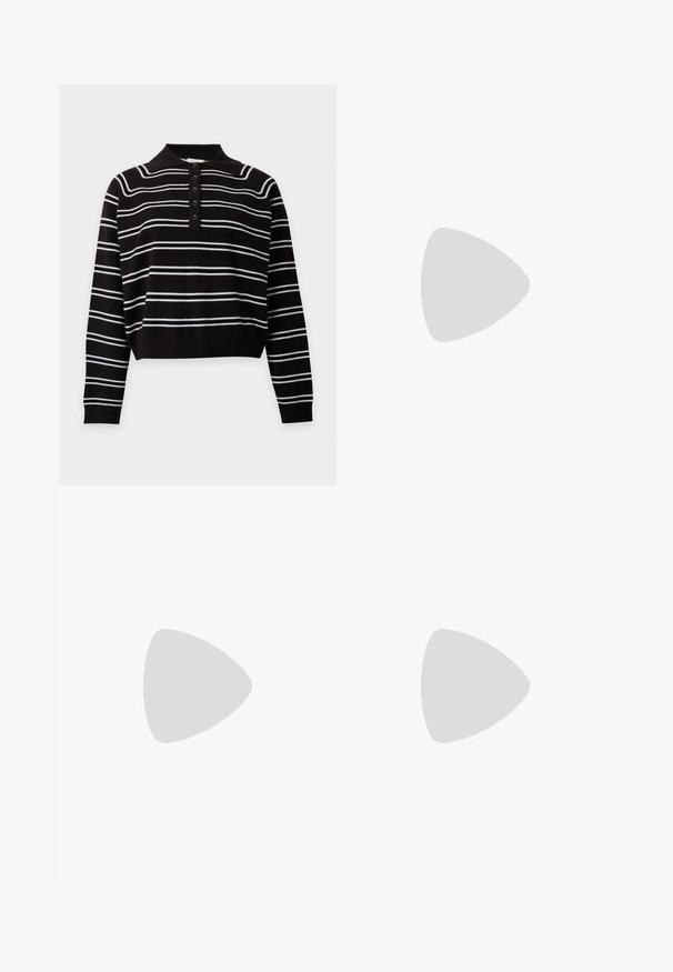 Μαύρο cropped πουλόβερ με μακριά μανίκια, λευκές οριζόντιες ρίγες και τετράκουμπη πλάκα κάτω από μικρό γιακά.; Αμάνικο καφέ τοπ με στρογγυλή λαιμόκοψη και ευθεία τελείωμα, κατασκευασμένο από απαλό ύφασμα.; Μπεζ παντελόνι με ψηλή μέση και φαρδιά πόδια, με κούμπωμα με κουμπιά μπροστά και τσέπες μπροστά και πίσω, εμφανίζεται σε λευκό φόντο.; Μαύρο δερμάτινο παπούτσι με κορδόνια, διακοσμητικά κρόσσια και μεταλλικά τρουκς, τοποθετημένο σε μπεζ χαλί κοντά σε καφέ έπιπλο.