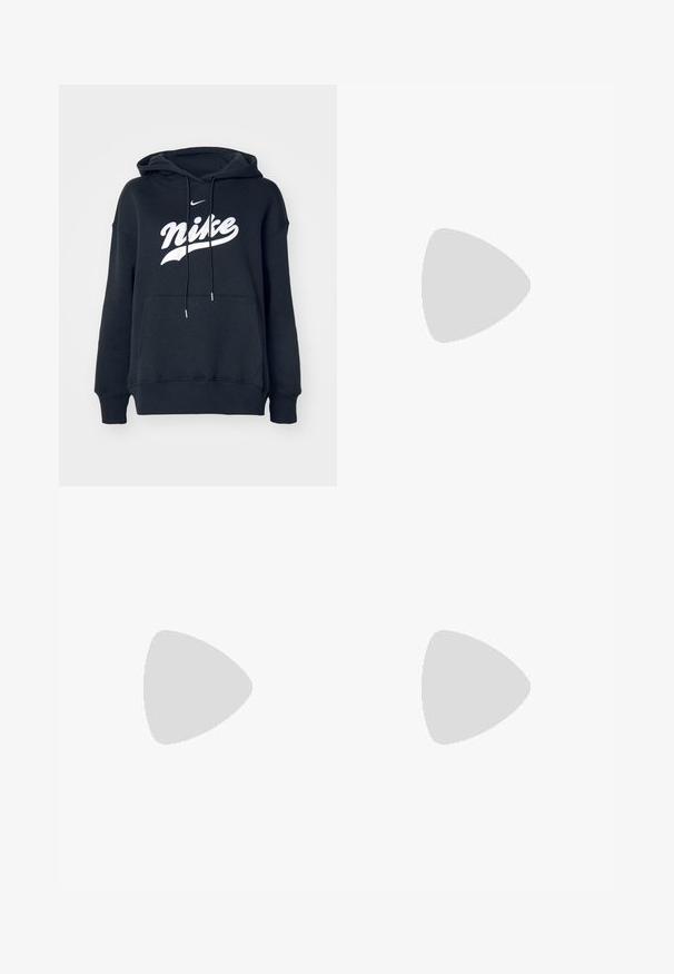 Čierna mikina s kapucňou a predným vreckom, biele logo "Nike", nastaviteľné šnúrky, rebrované manžety a spodný lem. Vyrobená z mäkkej, pohodlnej tkaniny.; Biely skrátený tričko vyrobené z bavlny, s krátkymi rukávmi a okrúhlym výstrihom, s čiernym logom Nike na hrudi.; Šedé športové šortky vyrobené z ľahkého materiálu, s elastickým pásom, prešitými detailmi a malým logom na spodnej ľavej strane.; Biele bežecké tenisky Nike s vrchom z mesh a syntetického materiálu ležiace na kovovej mriežke na podlahe v mäkkom prirodzenom svetle.
