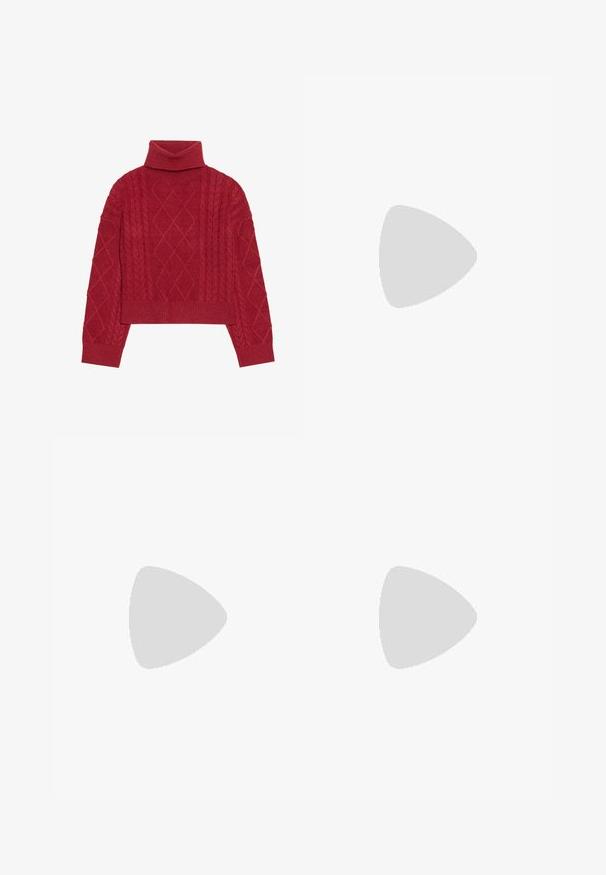 Rød strikket sweater med høj krave, kabelstrikdesign med diamantmønstre og ribbede manchetter og kant.; Brune tapered bukser med snøre i taljen og båndsøm, lavet af tekstureret stof, vist på en hvid baggrund.; Sorte læder Mary Jane-style sko med rund tå, ankelrem og chunky gummisål med ribbet detaljering.; Sort læderhåndtaske med et struktureret design, rund tophåndtag og aftagelig skulderrem. Den har en glat tekstur og en subtil glans.