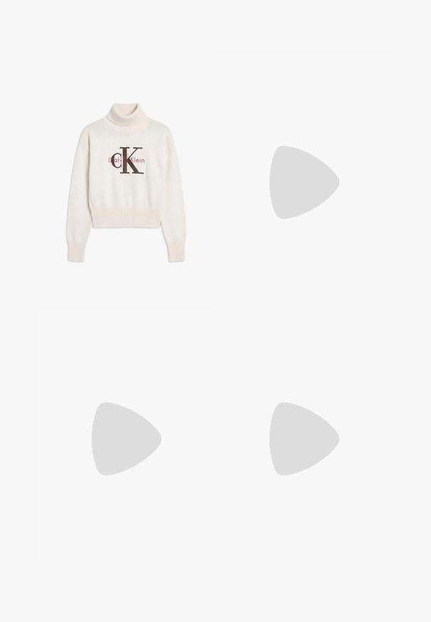 Jersey de cuello alto color crema de Calvin Klein con puños y dobladillo acanalados, con un gran logotipo CK en negro y rojo en el frente.; Falda de mezclilla azul hasta la rodilla con una abertura en el centro delantero, diseño de cinco bolsillos y cierre de botón en la cintura.; Bota de cuero negro para el tobillo con puntera puntiaguda y tacón pequeño, exhibida frente a una pared de bloques de vidrio y un suelo pulido.; Pendientes aros de metal plateado con un diseño texturizado, que cuentan con un pequeño respaldo de clip y una marca en uno de los aros. Forma redondeada con un acabado pulido.