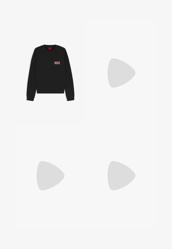Sweat-shirt noir à manches longues avec un petit écusson logo "HUGO" rouge et blanc sur la poitrine gauche et une étiquette rouge au col.; Polo-shirt noir à manches longues en coton, avec un col rouge et une patte de boutonnage à trois boutons, arborant un logo "HUGO" blanc sur la poitrine.; Chinos beiges en coton avec une coupe droite. Comprend une fermeture à bouton à l'avant, des passants de ceinture et des poches latérales. Texture lisse.; Mocassin en cuir noir avec détail de bride grise, talon bas et semelle texturée, marqué "HUGO" en or sur le côté.