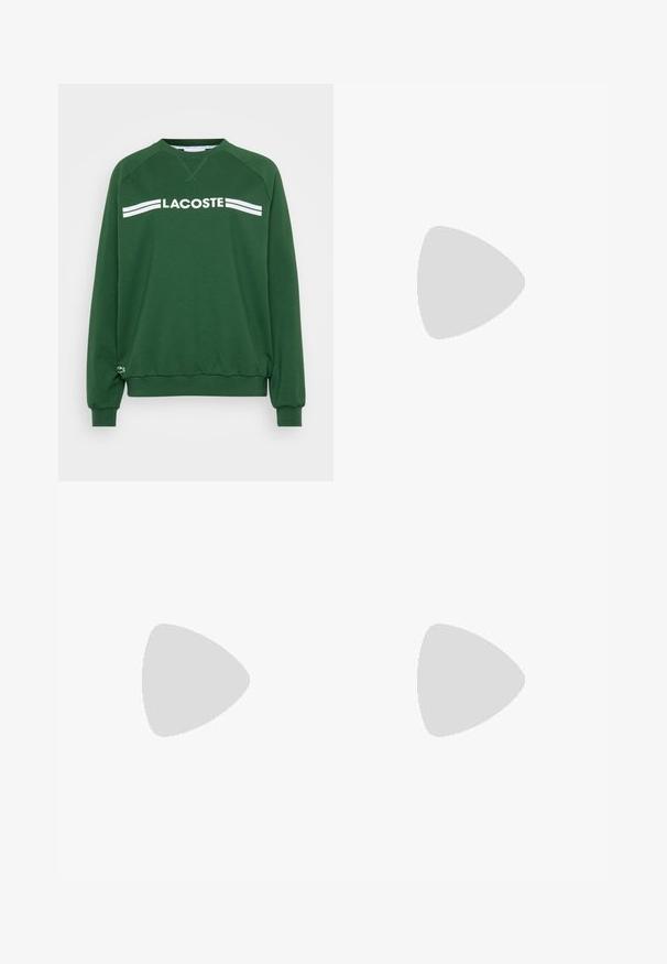 Sudadera verde de mezcla de algodón. Presenta un cuello redondo, mangas raglán y texto blanco "LACOSTE" con dos rayas a través del pecho.; Pantalones de chándal de color crema hechos de una tela suave. Cuentan con una cinturilla elástica y un diseño de perneras ajustadas con detalles de costura sutiles.; Zapatilla Lacoste en blanco y negro con cordones blancos, puntera perforada, logo de cocodrilo en el lateral y suela con marca sobre un fondo neutro.; Bolso de mano negro hecho de material sintético texturizado. Cuenta con un cierre de cremallera y un pequeño logotipo verde en la parte frontal. Incluye una correa para la muñeca.