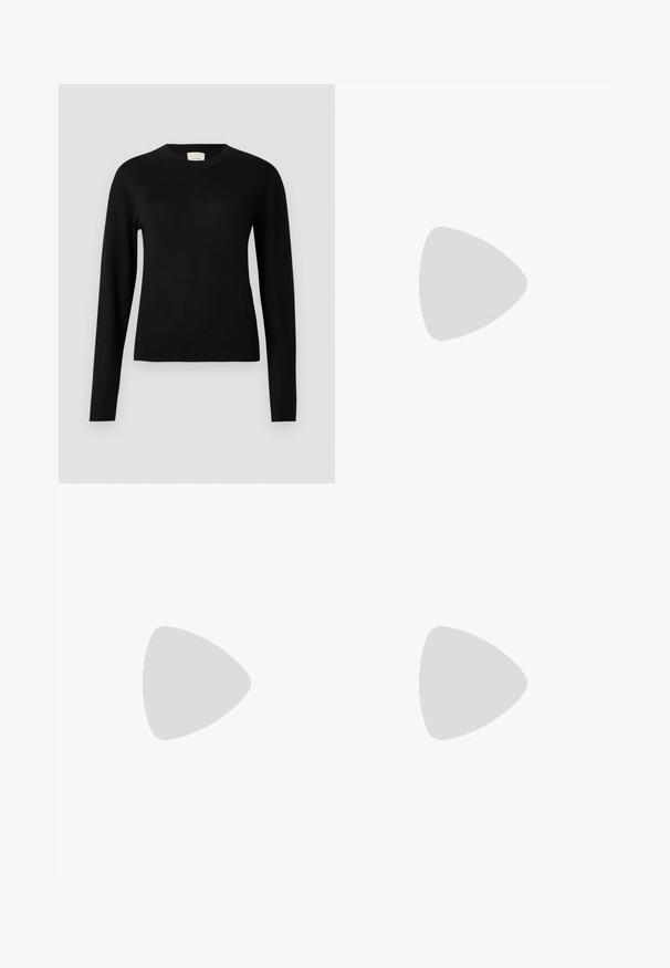 Suéter negro de punto con cuello redondo, mangas largas y un diseño ajustado, con una textura suave y un detalle minimalista.; Jeans de mezclilla negra de pierna ancha con cintura alta, cinco bolsillos y cierre de botón metálico. La tela tiene una textura suave y ligeramente desvaída.; Botín de piel negra hasta el tobillo con punta afilada, tacón apilado geométrico y una lengüeta en la parte posterior. Textura suave y diseño elegante.; Bolso de mano de cuero negro con una gran abertura superior y una sola correa para el hombro. Textura suave, diseño minimalista, con detalles sutiles de herrajes.