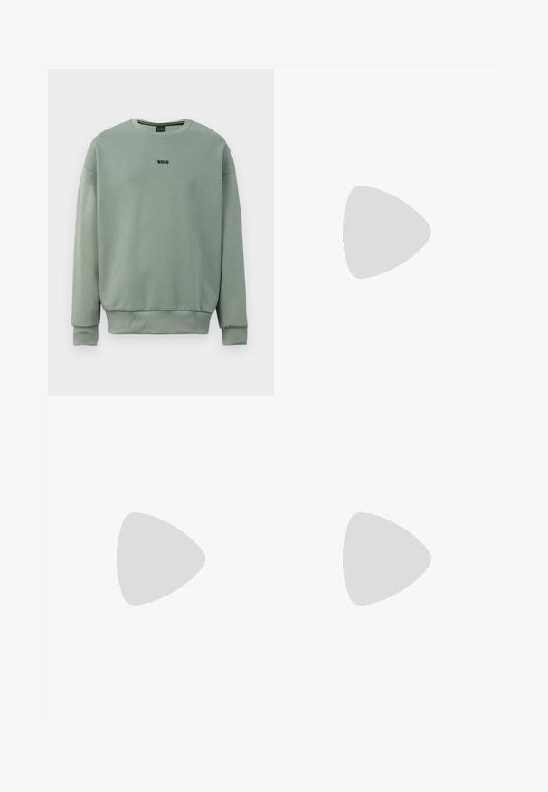 Sweatshirt vert menthe en tissu doux doté d'un col rond, de poignets côtelés et du logo "BOSS" brodé en noir à l'avant.; T-shirt en coton blanc avec un col rond, des manches courtes et un logo en relief subtil sur la poitrine. L'étiquette intérieure a une touche d'orange.; Pantalons ajustés beige clair avec un motif texturé, coupe droite, et taille mi-haute, dotés de passants de ceinture et sans poches visibles.; Baskets basses blanches en cuir avec lacets, semelle plate et petit logo doré "BOSS" sur le côté, vues de l'extérieur.