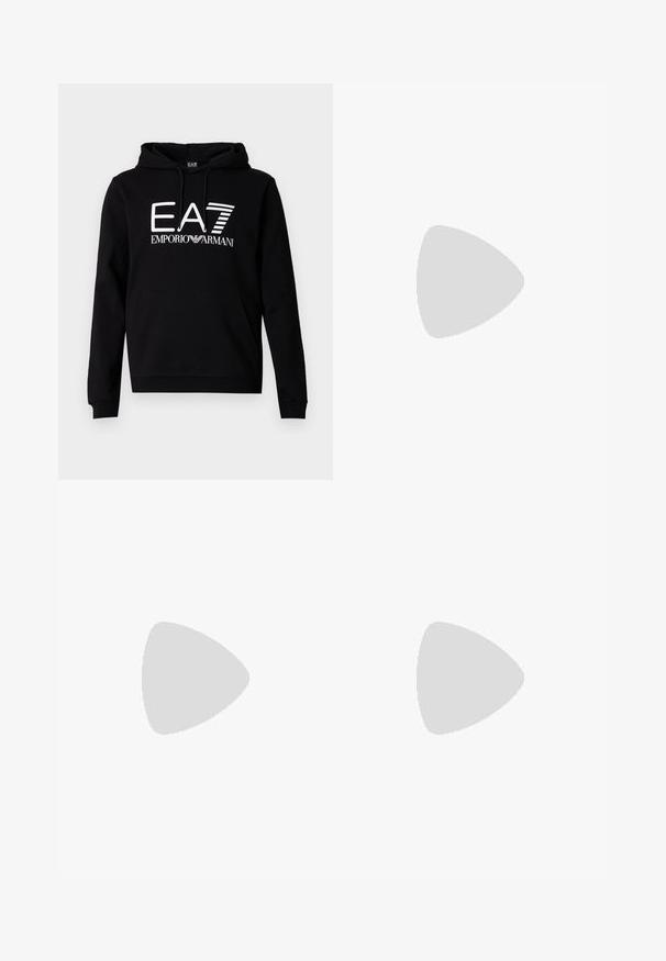 Sweat à capuche noir avec une poche kangourou à l'avant. Présente un texte blanc audacieux "EA7 EMPORIO ARMANI" sur la poitrine. Matière en mélange de coton.; Pantalons de survêtement noirs en mélange de coton, dotés d'une taille élastique, de jambes fuselées, de poignets côtelés et d'un imprimé logo blanc sur le côté.; Sneaker en cuir blanc avec une finition lisse, bout rond, design plat à lacets, et une semelle en caoutchouc épaisse présentant un motif de grip texturé.; Sac bandoulière rectangulaire noir avec poche avant zippée, sangle réglable et plaque logo rectangulaire argentée sur fond uni.