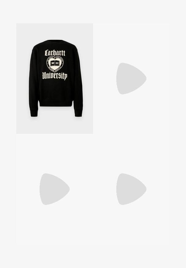 Sweatshirt noir avec un texte blanc qui indique "Carhartt University" et un motif d'emblème avec un livre ouvert, indiquant un style décontracté.; T-shirt en coton noir à manches courtes et col rond, avec un petit logo blanc sur le côté gauche de la poitrine.; Pantalons noirs sur mesure avec une coupe droite, en tissu lisse, dotés d'une taille avec passants et sans motifs ni pièces métalliques visibles.; Baskets de sport noires et grises avec un tige en mesh et en suède, présentant une semelle intermédiaire blanche, des lacets et un logo "N" audacieux sur le côté.