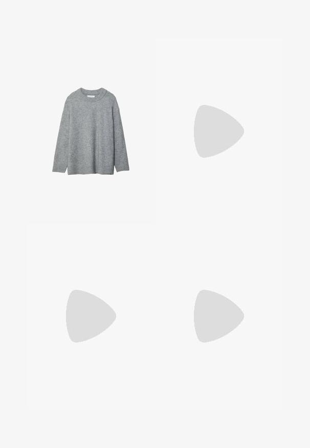 Grå strikket sweater med rund halsudskæring, sænkede skuldre og ribstrikkede manchetter. Blød tekstur og løs pasform. Ingen mønstre eller accenter.; Mørkeblå vidde jeans med frontlommer, bæltestropper og knaplukning i taljen.; Brune ruskindsankelstøvle med en rund tå, blød tekstur, enkelt design og en lavprofil gummisål. Har en trækrem bagpå.; Brune skildpaddemønstrede briller med ovale linser, tynde arme og gennemsigtige accenter. Har et diskret logo på stangen. Slankt, let design.
