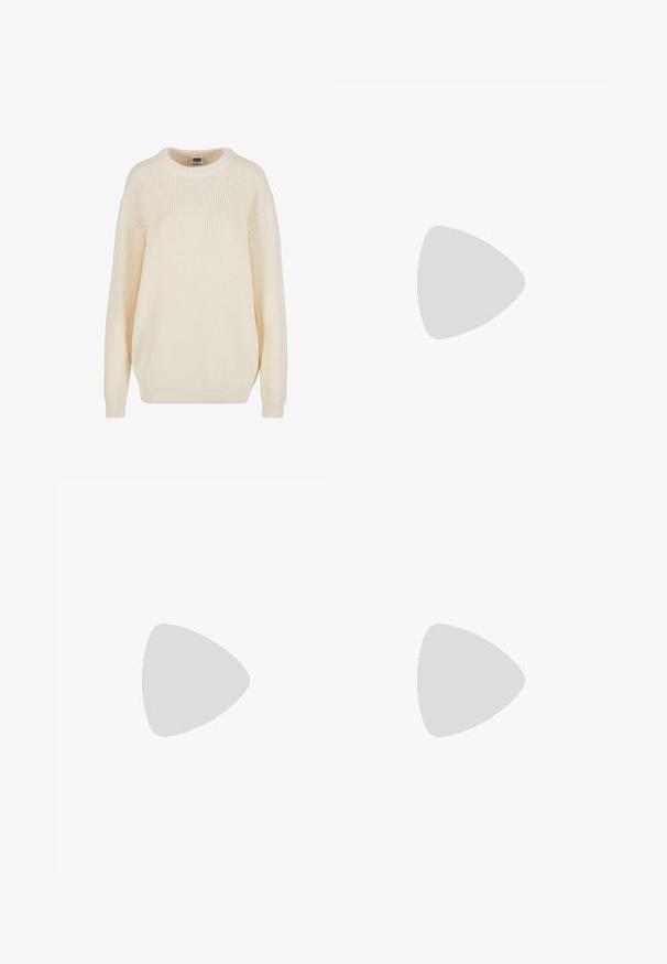 Pull en maille côtelée couleur crème avec un col rond, des épaules tombantes et une coupe décontractée ; il possède un tricot texturé et des poignets côtelés.; Veste beige à boutons avec col, trois poches avant et logo Tommy Jeans sur la poche supérieure de la poitrine.; Jean en denim bleu clair, coupe régulière, zones décolorées sur les cuisses et les genoux, avec de légers détails usés sur les côtés avant.; Baskets en toile blanche avec semelle et lacets beige, logo "AllSaints London" sur le côté, flottant au-dessus d'un sol gris poli près de blocs de verre.