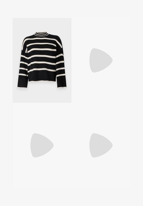 Pull en tricot avec un col haut, présentant des rayures horizontales noires et blanches alternées, une longueur cropped et des manches larges.; Jean en denim bleu clair avec une taille ajustée, jambes évasées, design à cinq poches et fermeture par bouton. Le tissu a une texture lisse.; Mocassins en cuir noir avec texture tissée et détail à pampilles. Semelle en caoutchouc épaisse avec un motif dentelé. Positionnées au-dessus d'un tapis texturé.; Sac à main rectangulaire noir avec une courte poignée et une bandoulière amovible, présenté sur un fond clair uni.