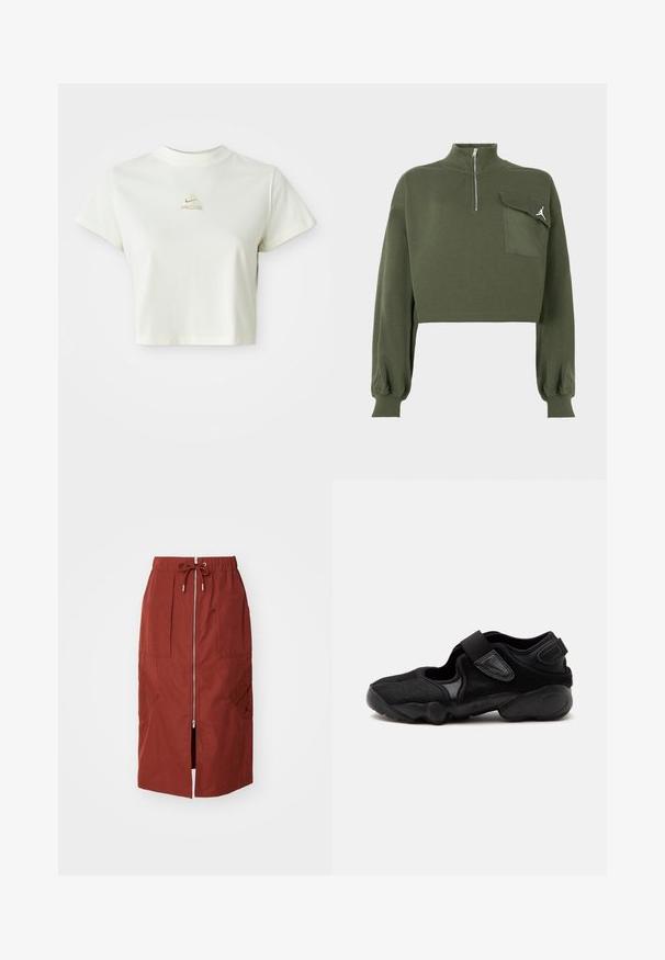 Olivovo zelený skrátený sveter s dlhými rukávmi, vysokým zipsom a kapsou na klopu, na ktorej sa nachádza biely logo Jumpman na hrudi.; Krátke biele crop tričko s malým béžovým logom Nike ACG umiestneným pod výstrihom.; Sukňa strednej dĺžky v terakotovo červenej farbe, s predným zipsom, elastickým pásom so šnúrkou a bočnými vreckami s geometrickým dizajnom.; Čierna športová obuv s zaoblenou špičkou, nastaviteľnými remienkami a textúrovanou podrážkou, zobrazená z boku na jednofarebnom pozadí.