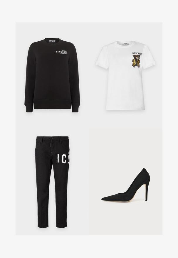 Sort langærmet sweatshirt med rund hals og hvid tekst "Versace Jeans Couture Beach Club" på øverste venstre bryst.; Hvid t-shirt med korte ærmer med en lille brun teddybjørn indpakket i et gult målebånd og tekst "MOSCHINO" på øverste venstre bryst.; Sorte denim jeans med slim fit. Har hvid grafisk tekst på fronten, fem lommer og knaplukning. Glat tekstur.; Sort højhælet stiletpump med spids tå og glat tekstur, vist fra siden på en ensfarvet lys baggrund.