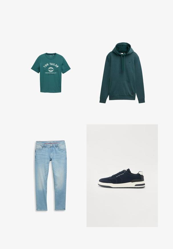 Grüne Kapuzenpulli aus weichem Stoff, mit Kängurutasche, gerippten Bündchen und verstellbarem Zugband an der Kapuze. Einfaches Logo auf der Brust.; Türkisfarbiges T-Shirt mit kurzen Ärmeln aus Baumwolle, mit Rundhalsausschnitt und weißem Drucktext "TOM TAILOR" sowie Designdetails auf der Vorderseite.; Hellblaue, schmal zulaufende Jeans mit vorderer Knopfverschluss, Gürtelschlaufen und fünf Taschen, darunter eine kleine Münztasche auf der rechten Seite.; Marineblaue Stricksneaker mit weißen und marineblauen Akzenten, runder Zehenpartie, gepolsterter Sohle und Schnürverschluss. Texturierte Seitenpaneele sichtbar.
