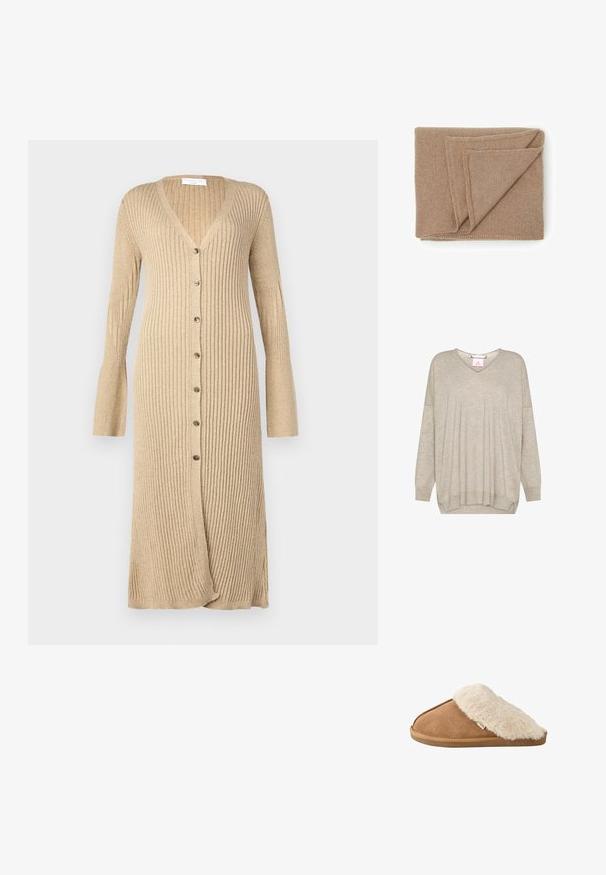 Pull en maille beige clair à manches longues avec col en V et poignets et ourlet côtelés, présentant une coupe légèrement ample et des coutures d’épaule tombantes.; Cardigan beige à côtes avec des manches longues, ouverture à boutons, col en V et poignets évasés. Fabriqué à partir d'un matériau tricoté doux avec une finition texturée.; Chausson marron à enfiler avec doublure et semelle en fausse fourrure beige douce, vue de côté sur fond blanc.; Écharpe en laine tricotée marron clair, pliée avec un coin retourné, présentée sur un fond blanc.